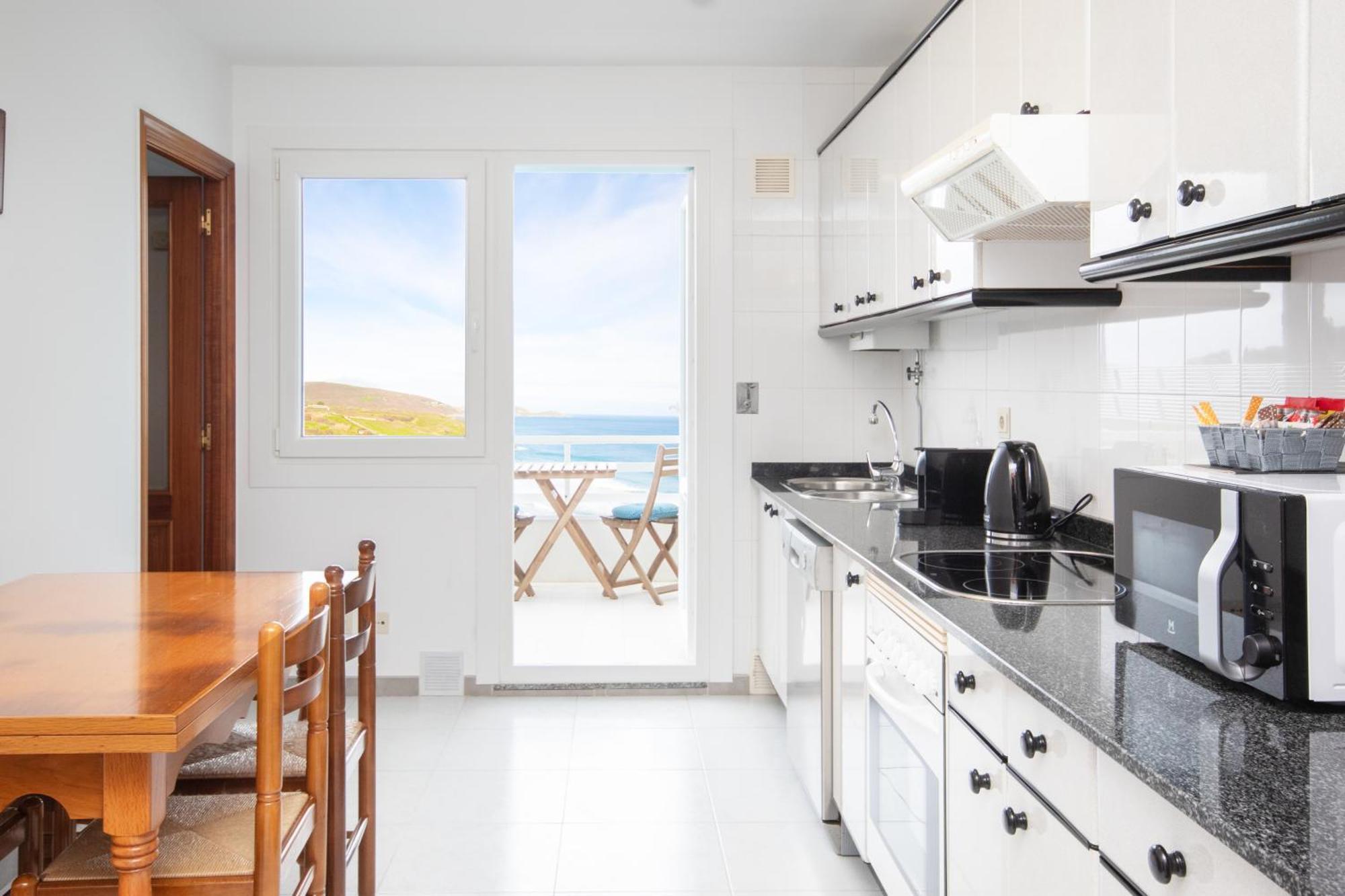 Ag Apartamento Nordes Malpica Primera Linea Playa Buitenkant foto